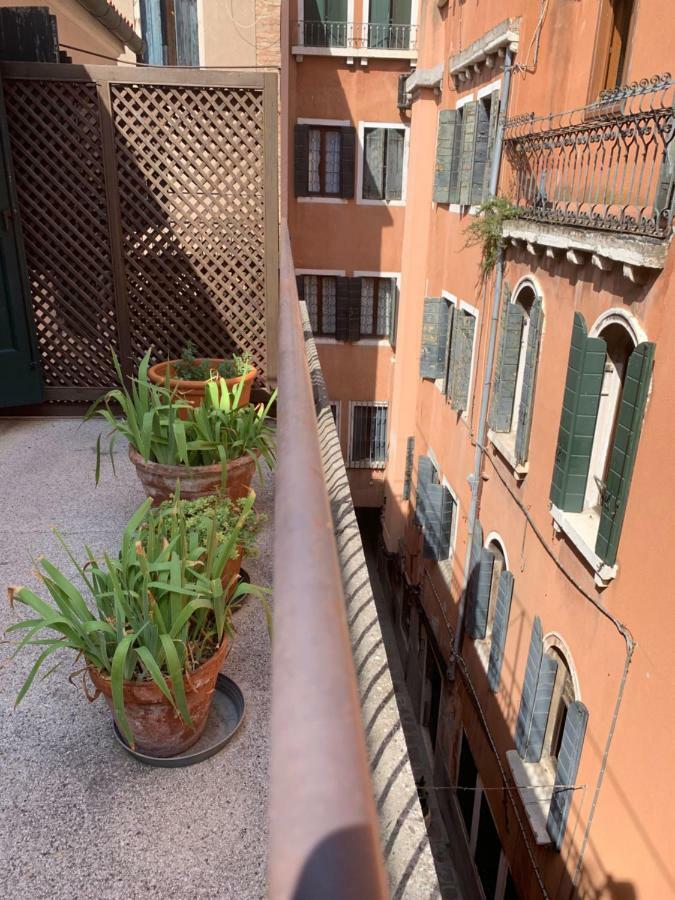 Hotel La Calcina Βενετία Εξωτερικό φωτογραφία