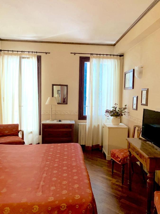 Hotel La Calcina Βενετία Εξωτερικό φωτογραφία